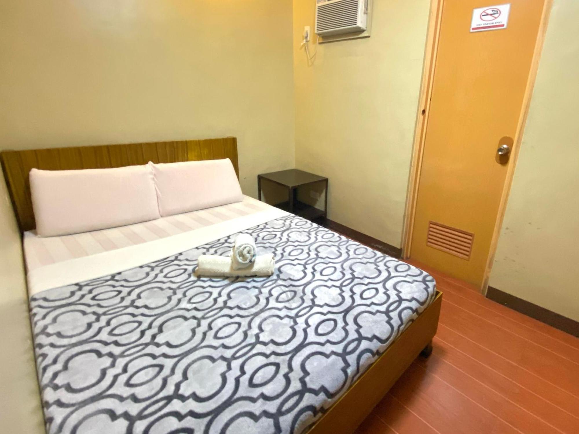 East Square Inn 바콜로드 외부 사진